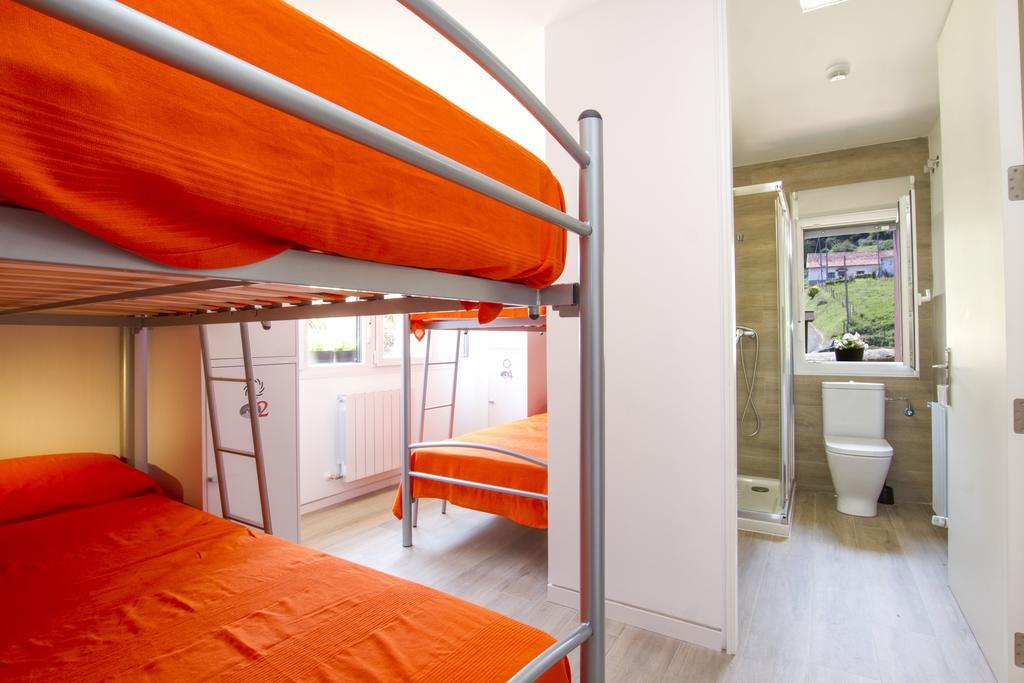 Lekeitio Aterpetxea Hostel Room photo